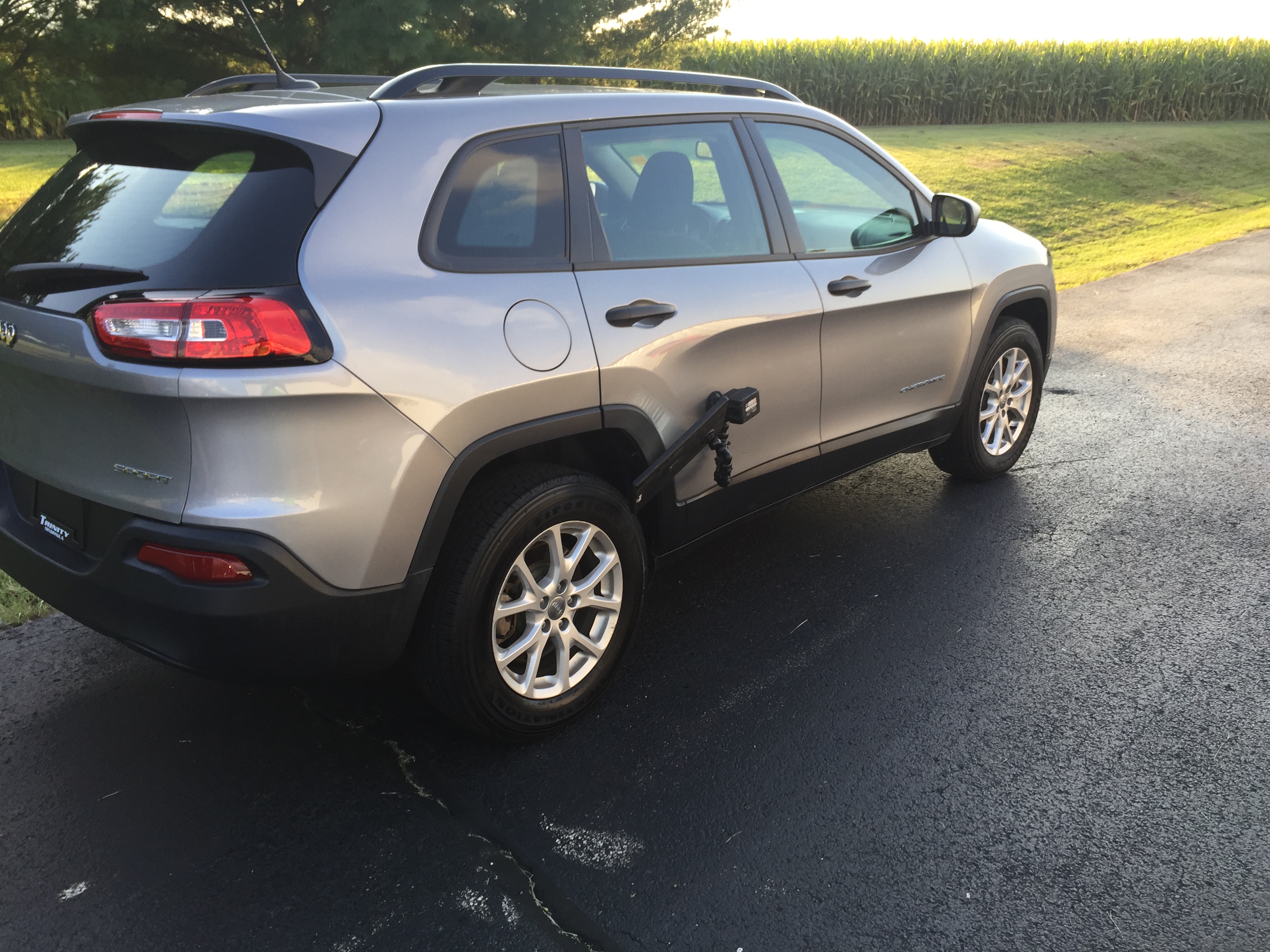 2016 Jeep Cherokee Dent Removal, Springfield, IL http://217dent.com