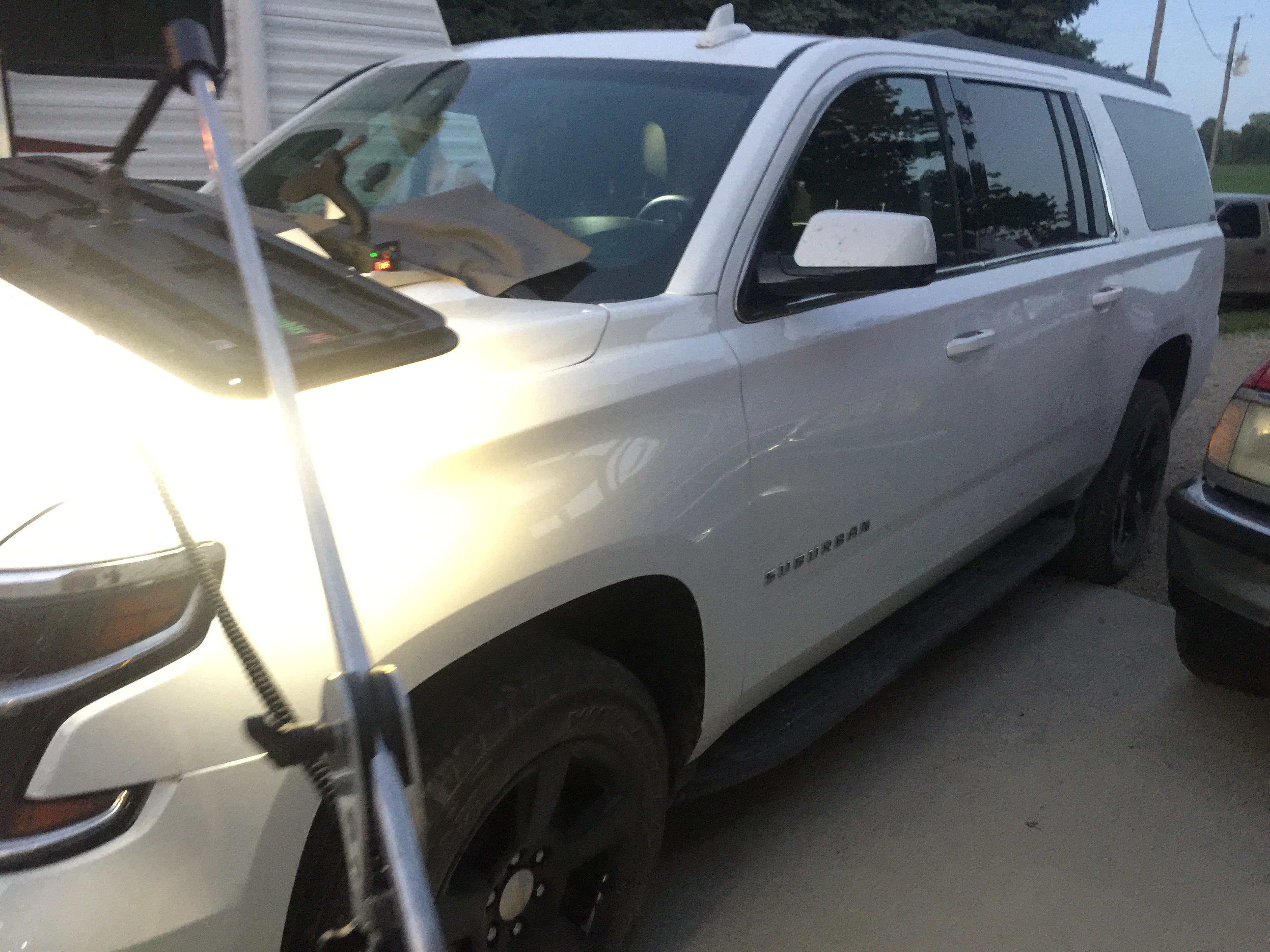 2016 Chevrolet Suburban, Dent Removal on Hood, Paintless Dent Removal Springfield IL, http://217dent.com